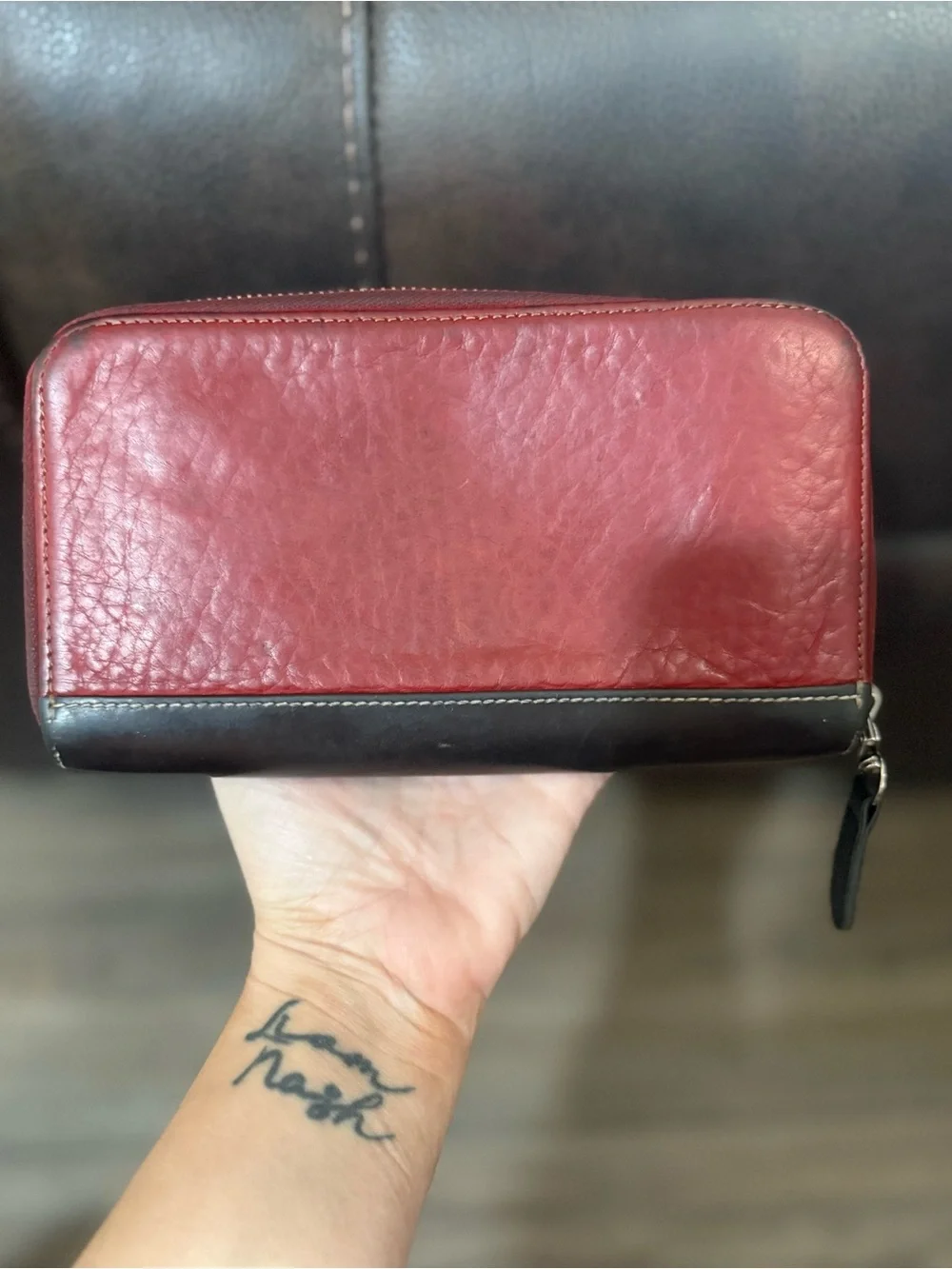 Vintage Dooney & Bourke AWL Wallet Red Black All Weather Leather Organizer RARE - Picture 2 of 8